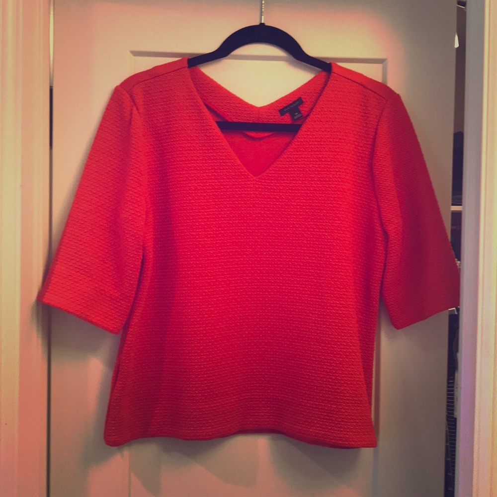 Ann Taylor 🍅 tomato red top!